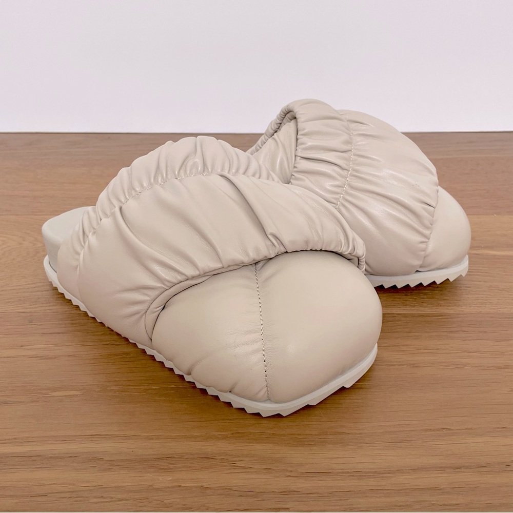 YUME YUME🇳🇱 Beige Tent Slides, IT38 - Picture 5 of 14